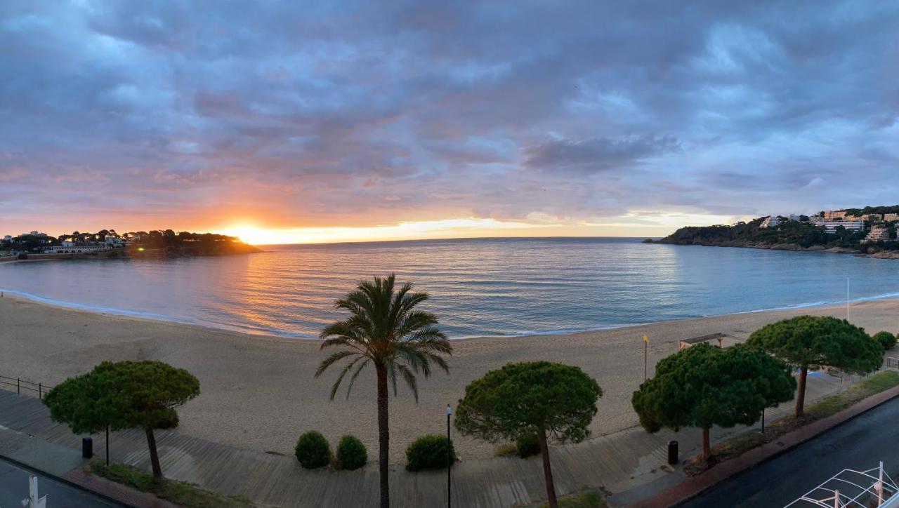 Hotel Restaurant Sant Pol Sant Feliu de Guixols Exterior photo