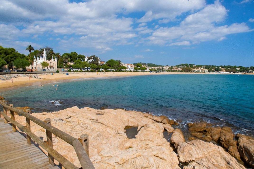 Hotel Restaurant Sant Pol Sant Feliu de Guixols Exterior photo